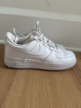 Nike White Low-Top Air Sneakers